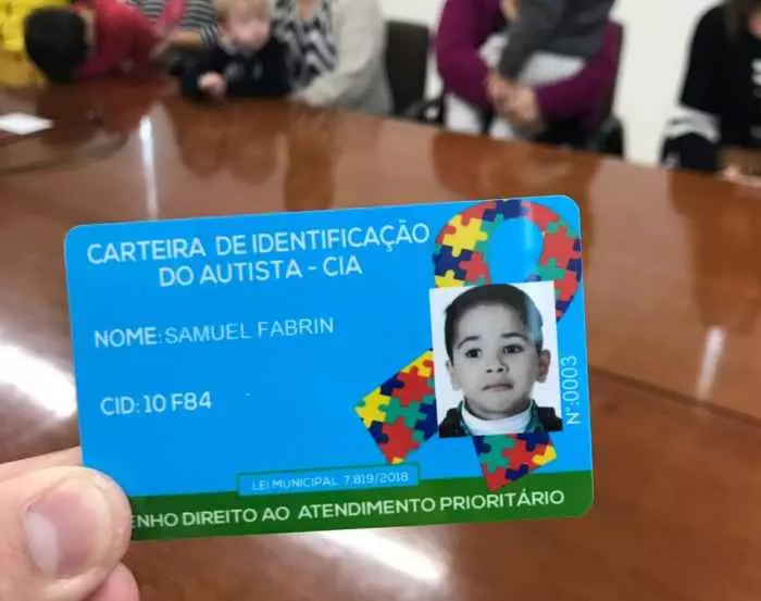 Avanço: Governo do Tocantins publica decreto sobre carteirinha dos autistas