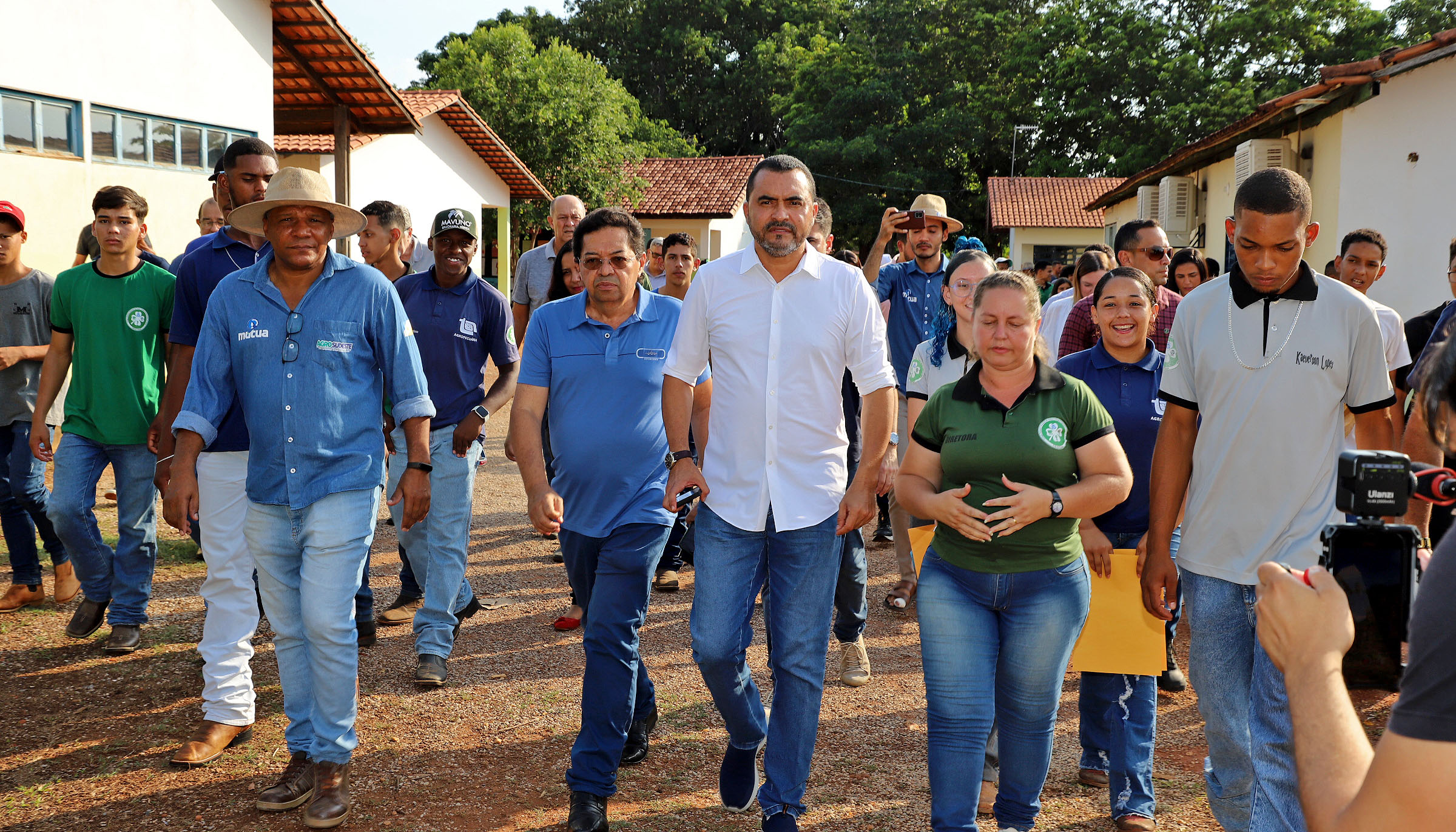 Governador Wanderlei Barbosa visita Colégio Agropecuário de Almas (TO) e projeta obras de melhorias na unidade