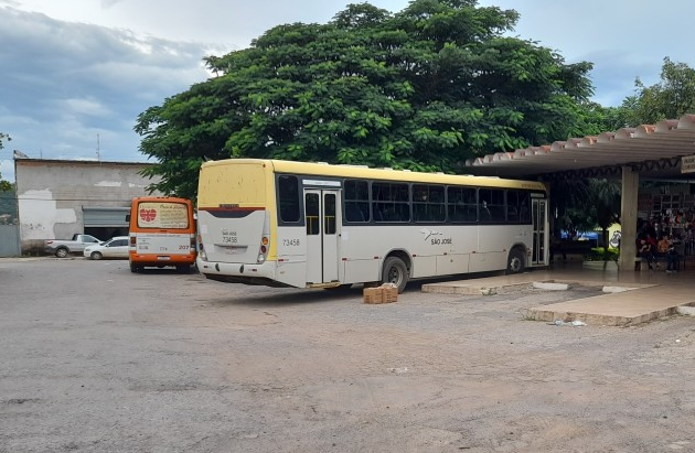 Viajar de ônibus de Arraias (TO) para Campos Belos (GO) virou um inferno, diz passageira