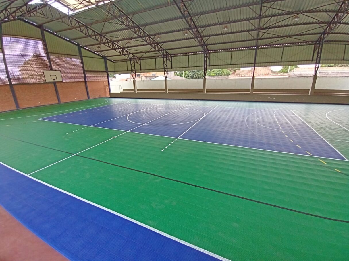 Quadras desportivas das escolas estaduais vão ganhar pisos especiais; inclusive Campos Belos (GO)