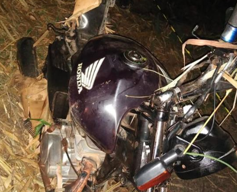 Casal morre após batida entre carro e moto,  na GO-118, em Campos Belos (GO)
