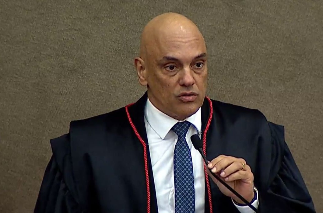 Moraes suspende lei municipal que proibia linguagem neutra nas escolas