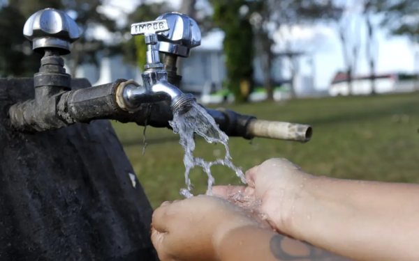 Com seca severa, Saneago recomenda redução do consumo de água em Goiás