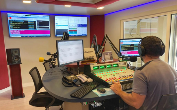 Rádio RCB de Campos Belos (GO) agora é FM; sinal chega a cerca de 20 municípios de Goiás, Tocantins e Bahia