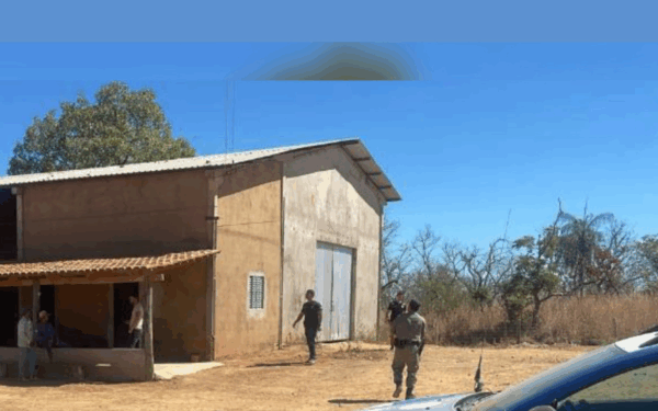 Homem é encontrado morto em fazenda na zona rural de São Domingos (GO); Polícia investiga homicídio