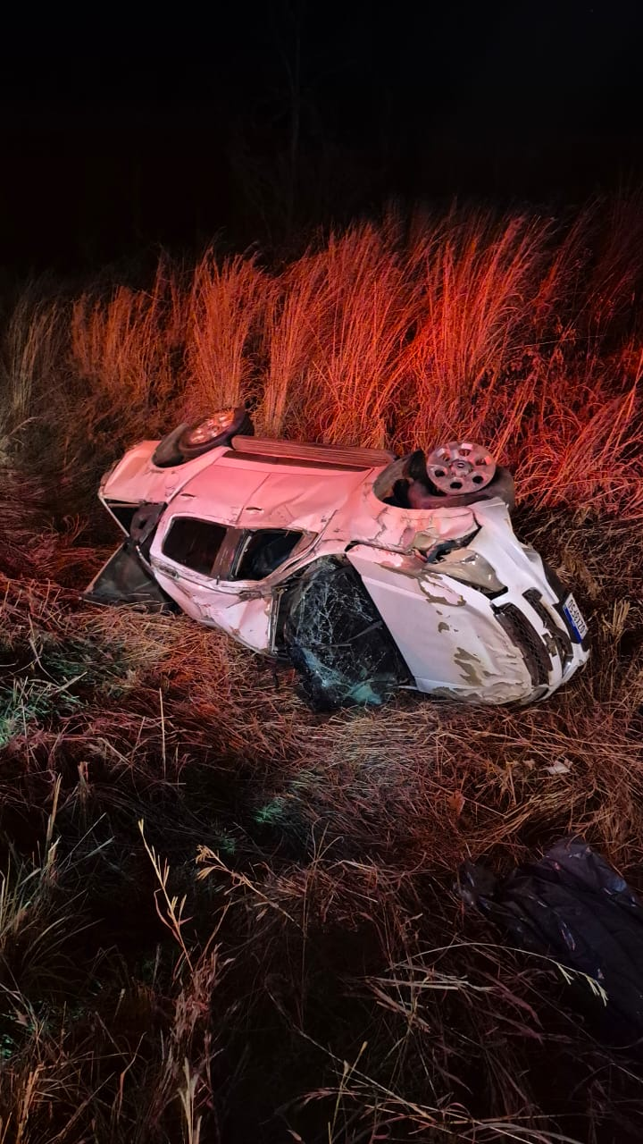 Grave acidente na GO-446, em Iaciara (GO), deixa um morto e uma mulher ferida