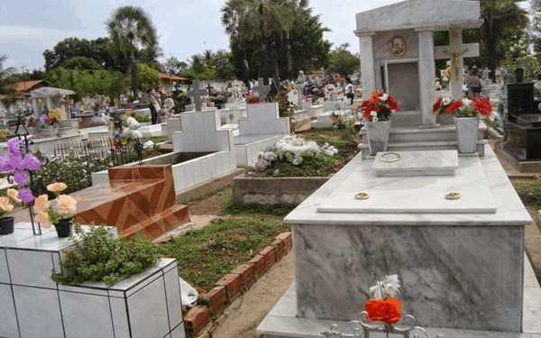 Falta de espaço no Cemitério São João Batista preocupa moradores de Campos Belos (GO)