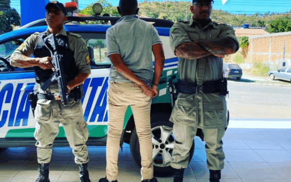 PM cumpre mandado de prisão por homicídio durante operação em Monte Alegre (GO)